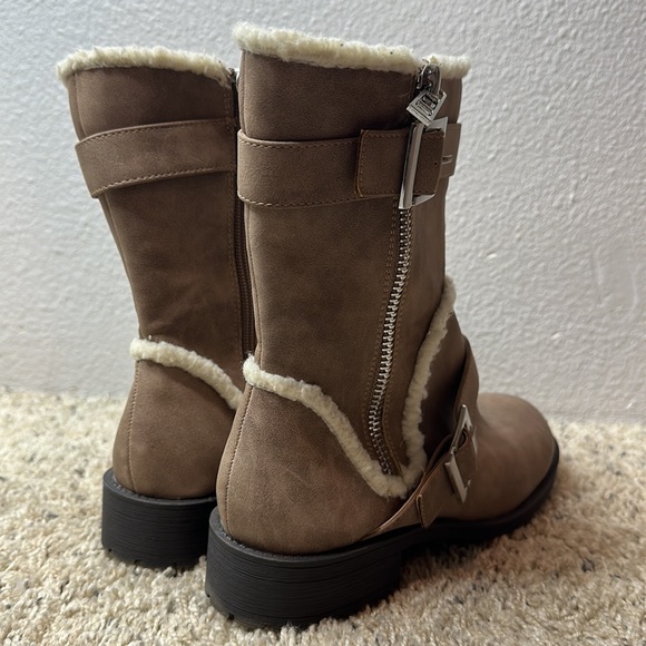 CHARLES BY CHARLES DAVID Chestnut Camper Faux Fur Moto Motorcycle Boots sz 7.5 - Picture 4 of 13